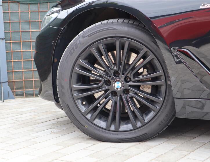 BMW Řada 5 40