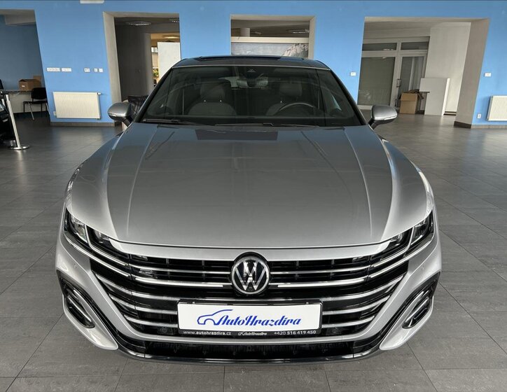 Volkswagen Arteon Kombi 2,0 l 147 kw