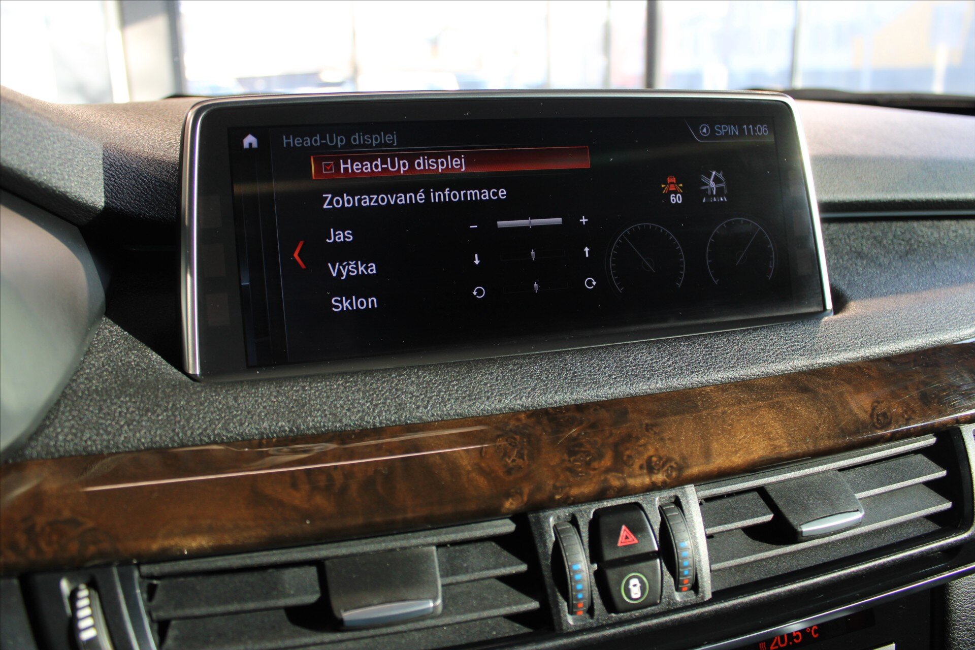 BMW X5 SUV 3,0 l 230 kw