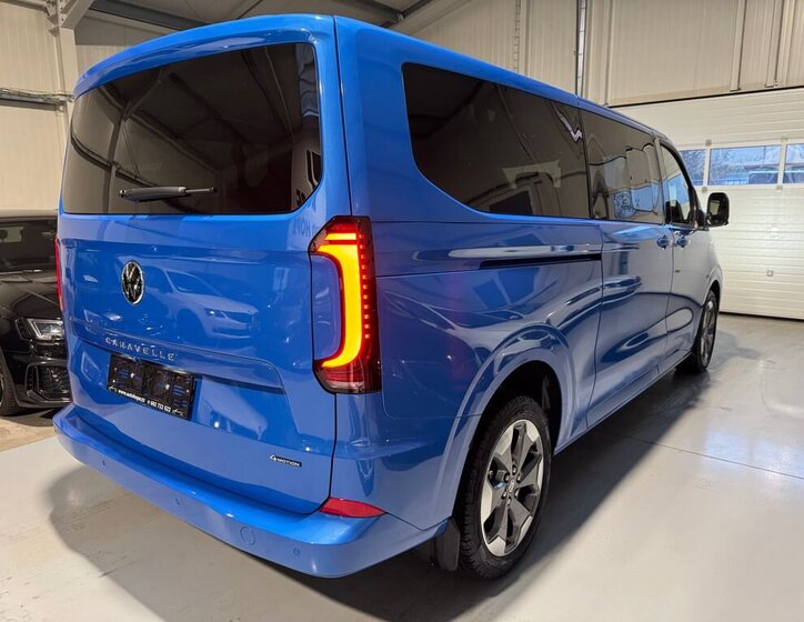 Volkswagen Caravelle 12