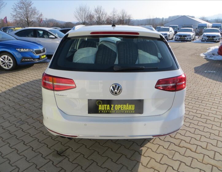 Volkswagen Passat Kombi 2,0 l 140 kw