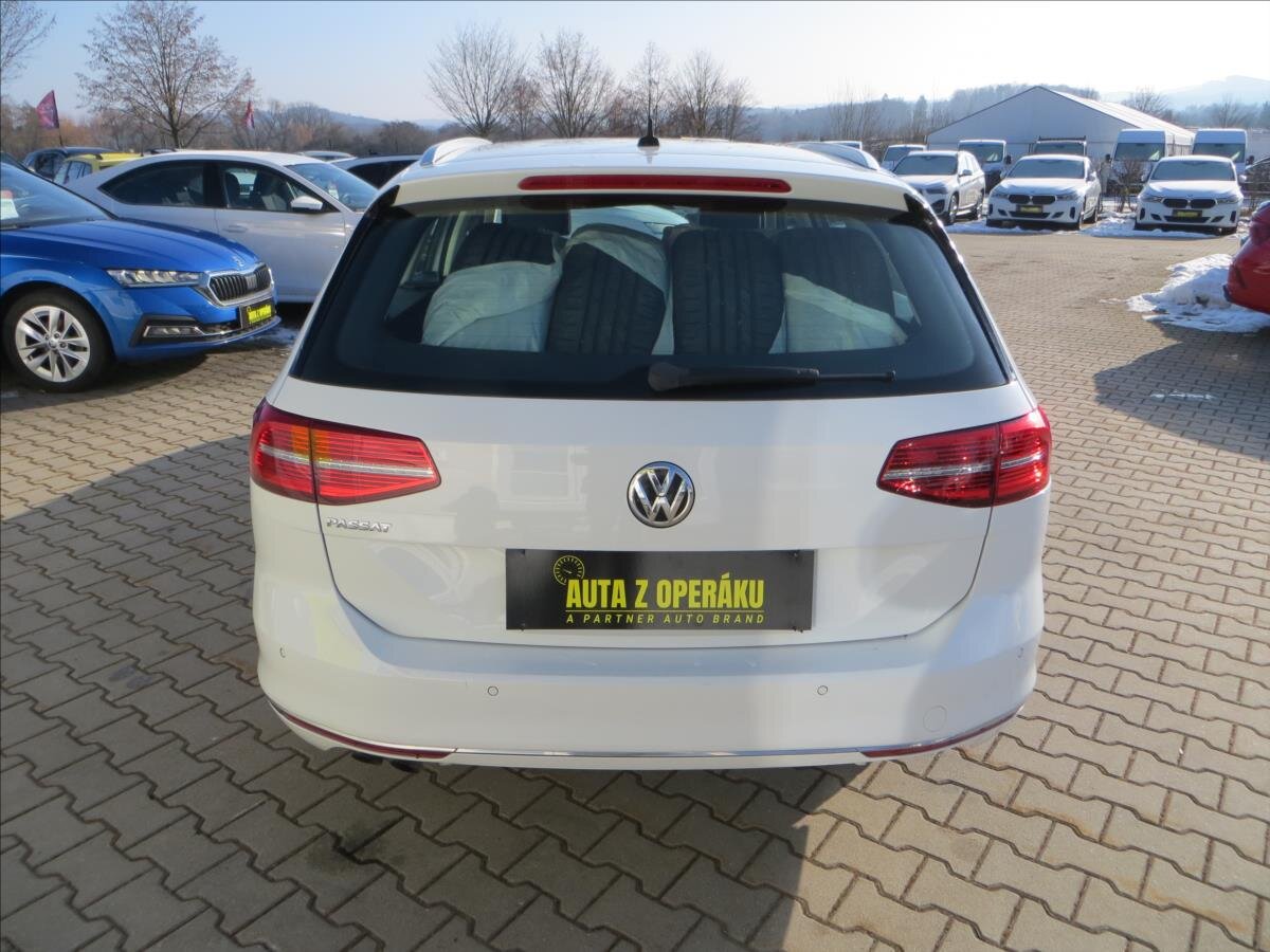 Volkswagen Passat Kombi 2,0 l 140 kw