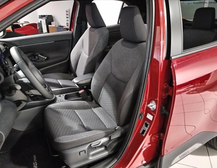 Toyota Yaris Cross SUV 1,5 l 85 kw