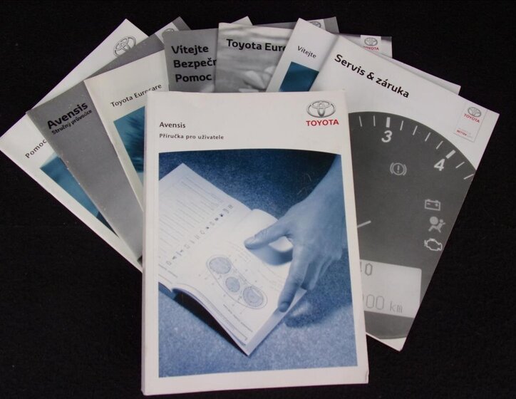 Toyota Avensis 41