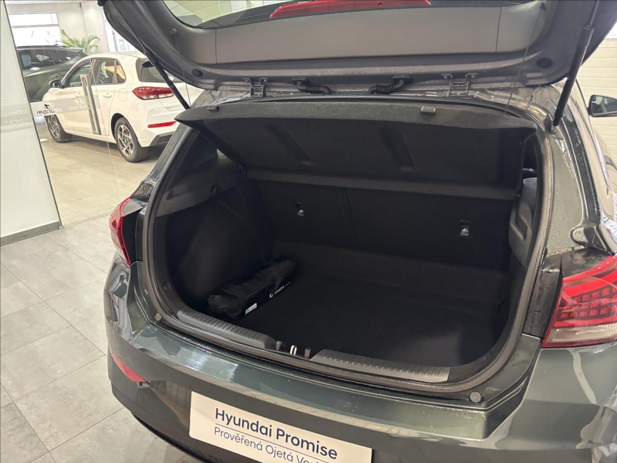 Hyundai i30 Hatchback 1,5 l 70 kw