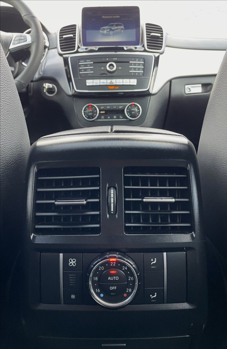 Mercedes-Benz GLS SUV 3,0 l 190 kw