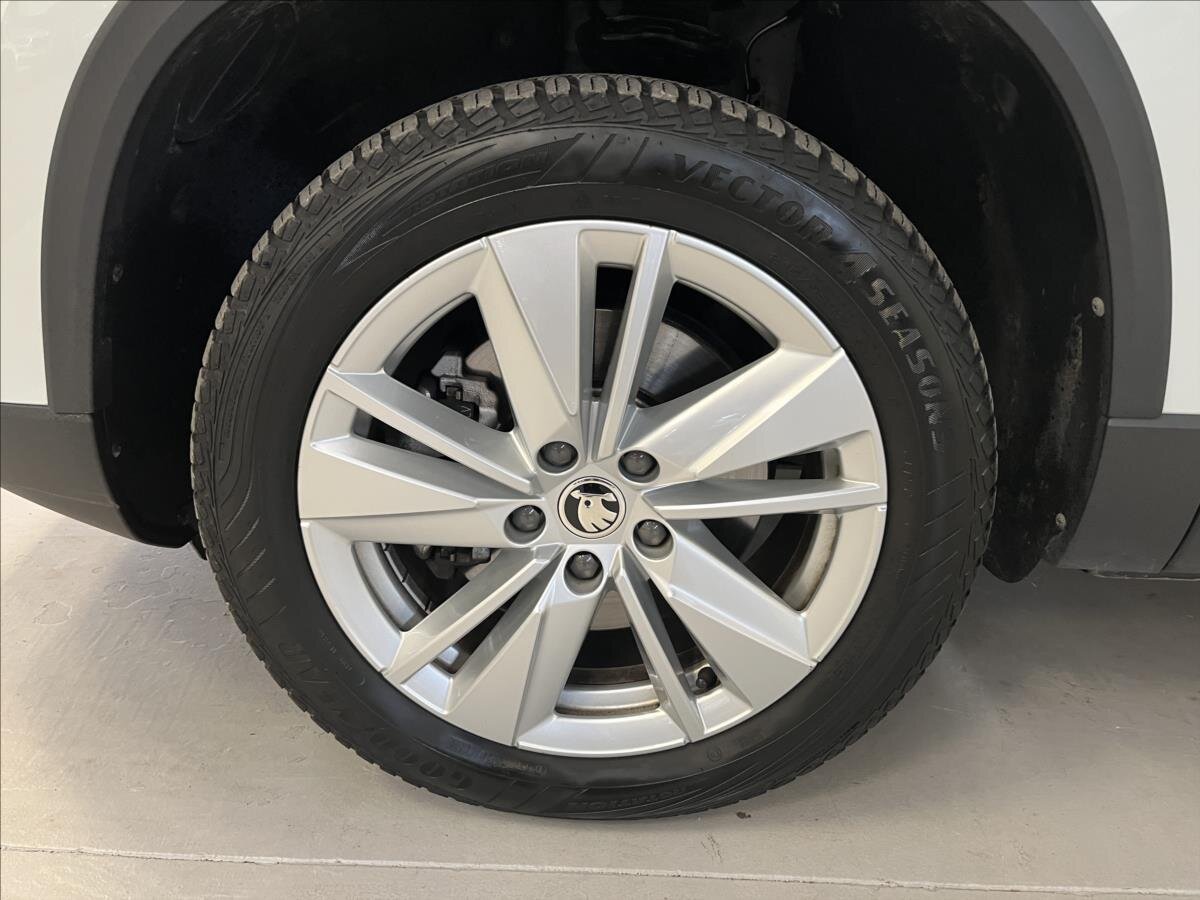 Škoda Karoq SUV / Terénní 1,5 l 110 kw