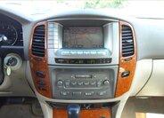 Toyota Land Cruiser SUV 4,7 l 175 kw