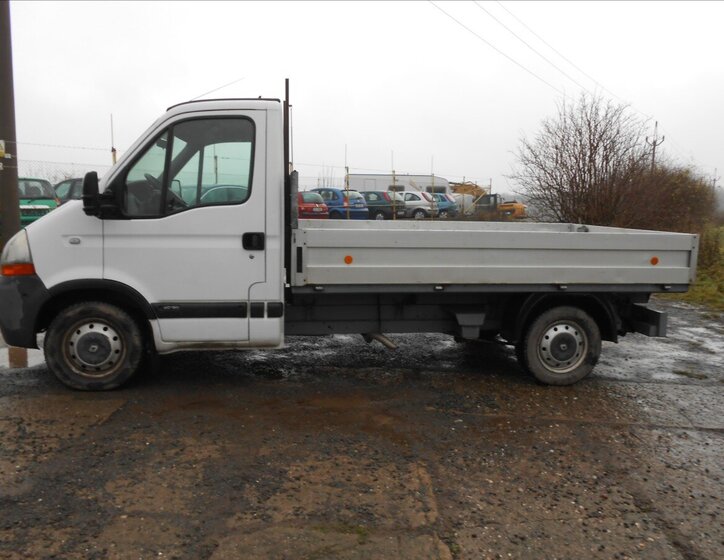 Renault Master 17