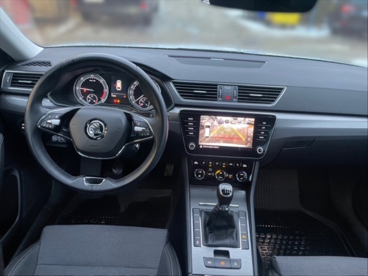 Škoda Superb Kombi 2,0 l 110 kw