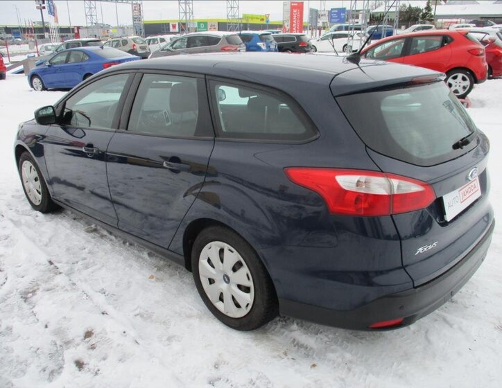 Ford Focus 7