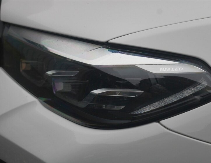 BMW Řada 5 Kombi 3,0 l 210 kw