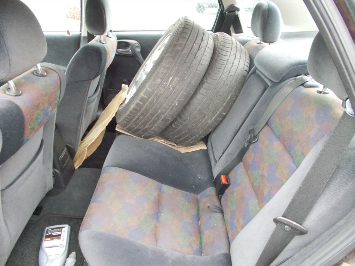 Opel Vectra Sedan 1,6 l 74 kw