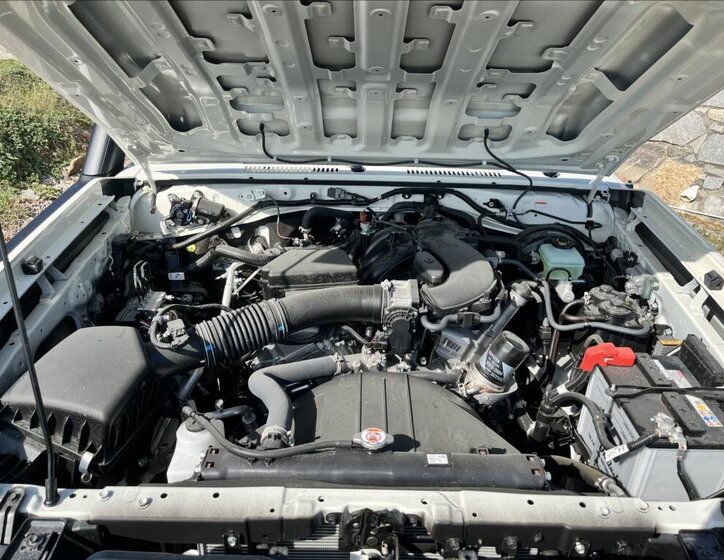 Toyota Land Cruiser 21