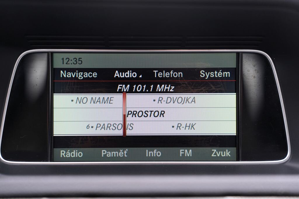 Mercedes-Benz Třídy E Sedan 2,1 l 125 kw