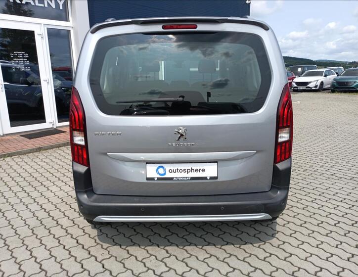 Peugeot Rifter 11