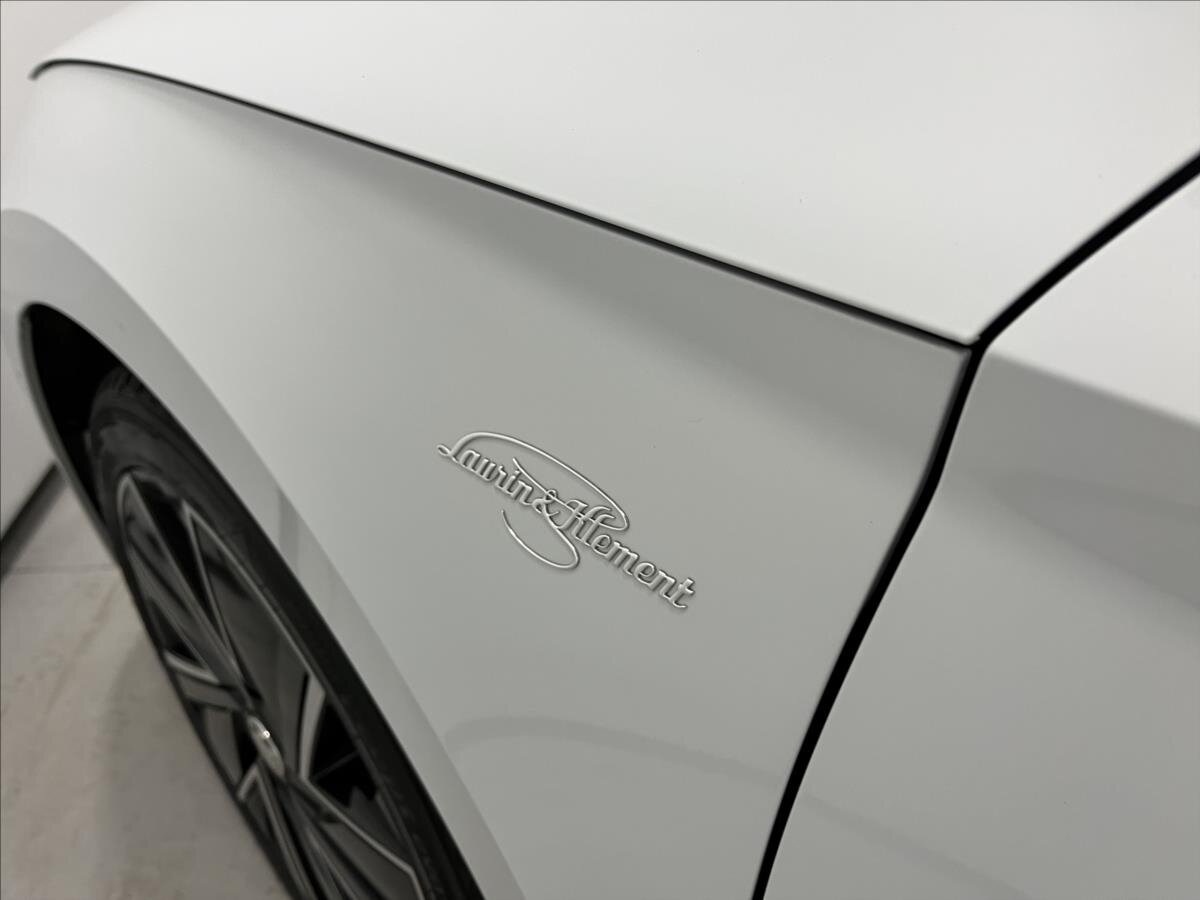 Škoda Superb Liftback 1,4 l 160 kw