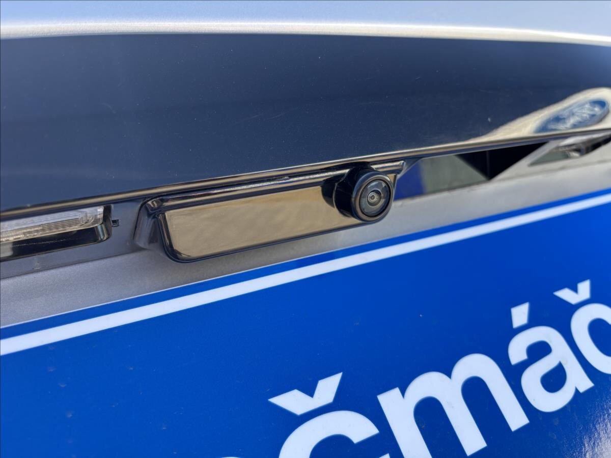 Ford Tourneo Custom Kombi 2,0 l 125 kw