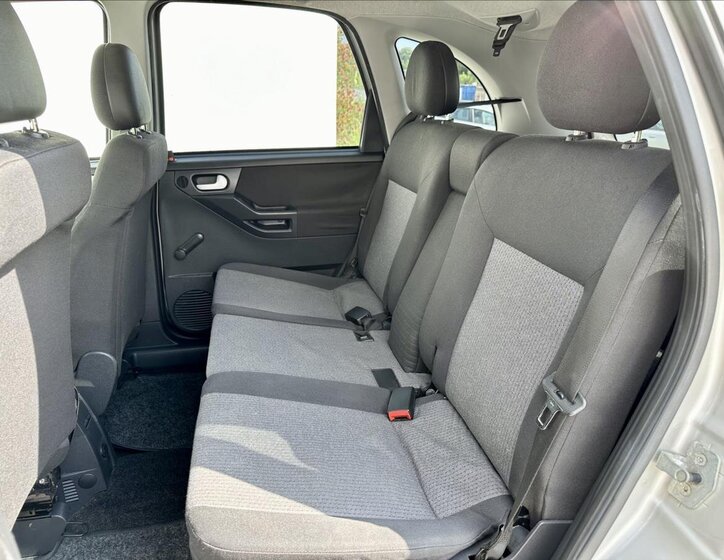 Opel Meriva MPV 1,6 l 74 kw