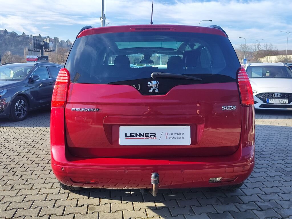 Peugeot 5008 MPV 2,0 l 120 kw