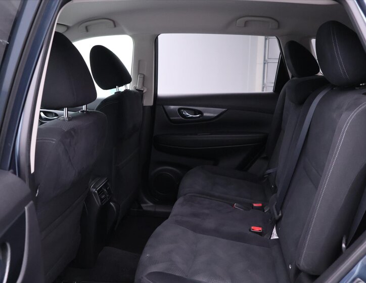 Nissan X-Trail SUV / Terénní 1,6 l 96 kw