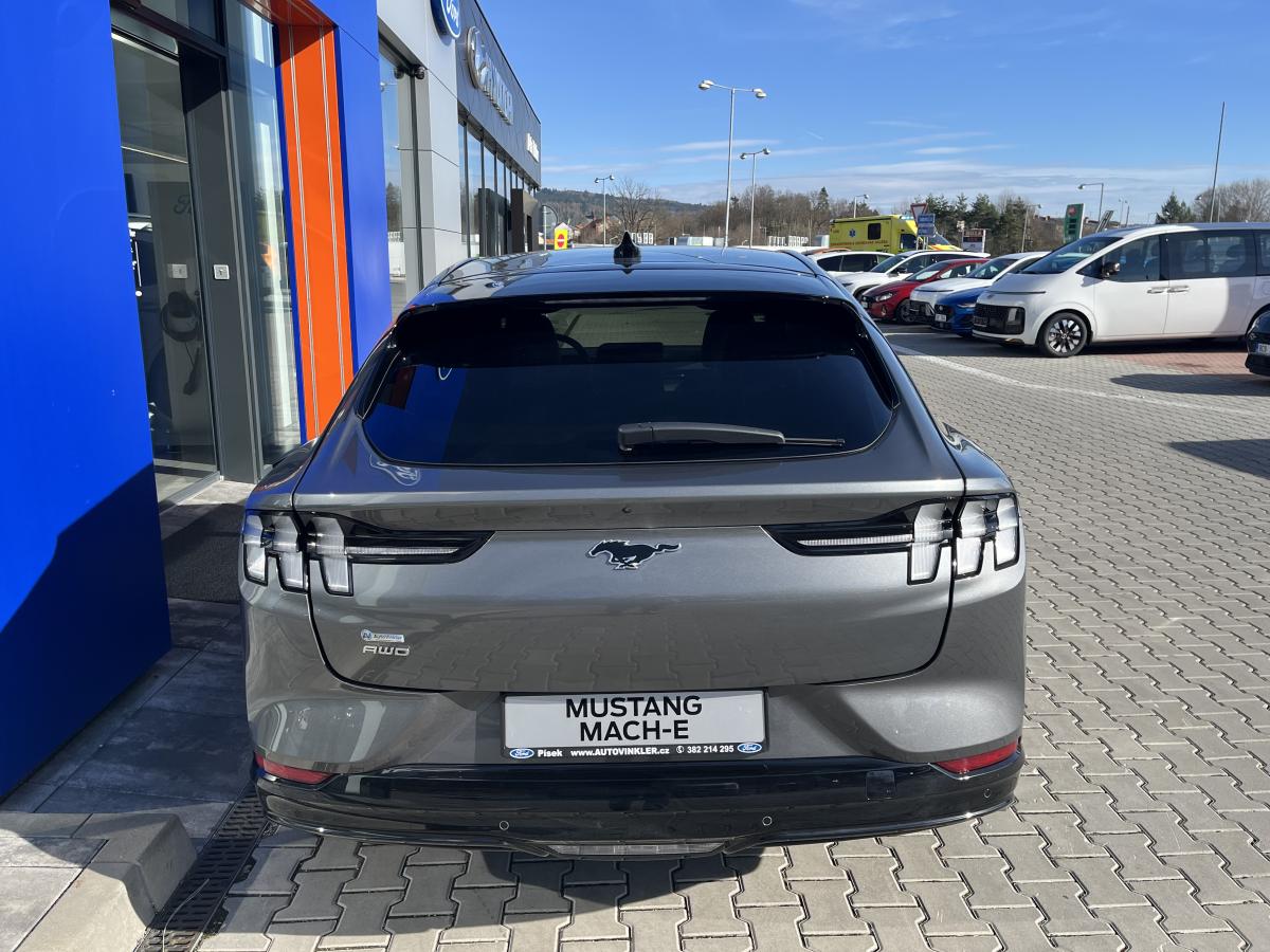 Ford Mustang Mach-E