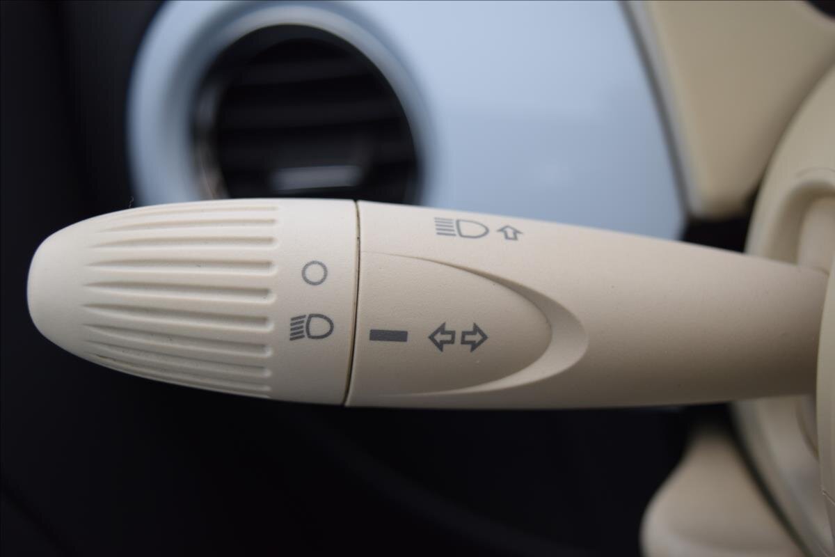 Fiat 500 Hatchback 1,2 l 51 kw