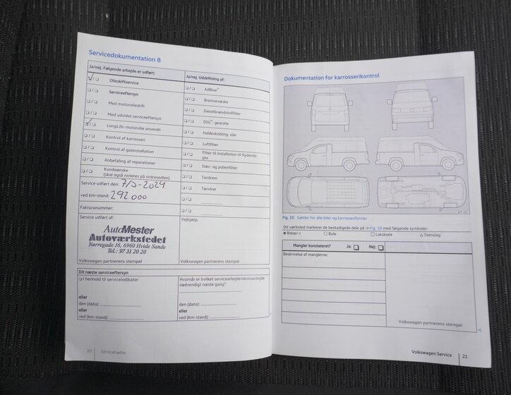 Volkswagen Caravelle 31