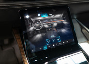 Cadillac Escalade 32