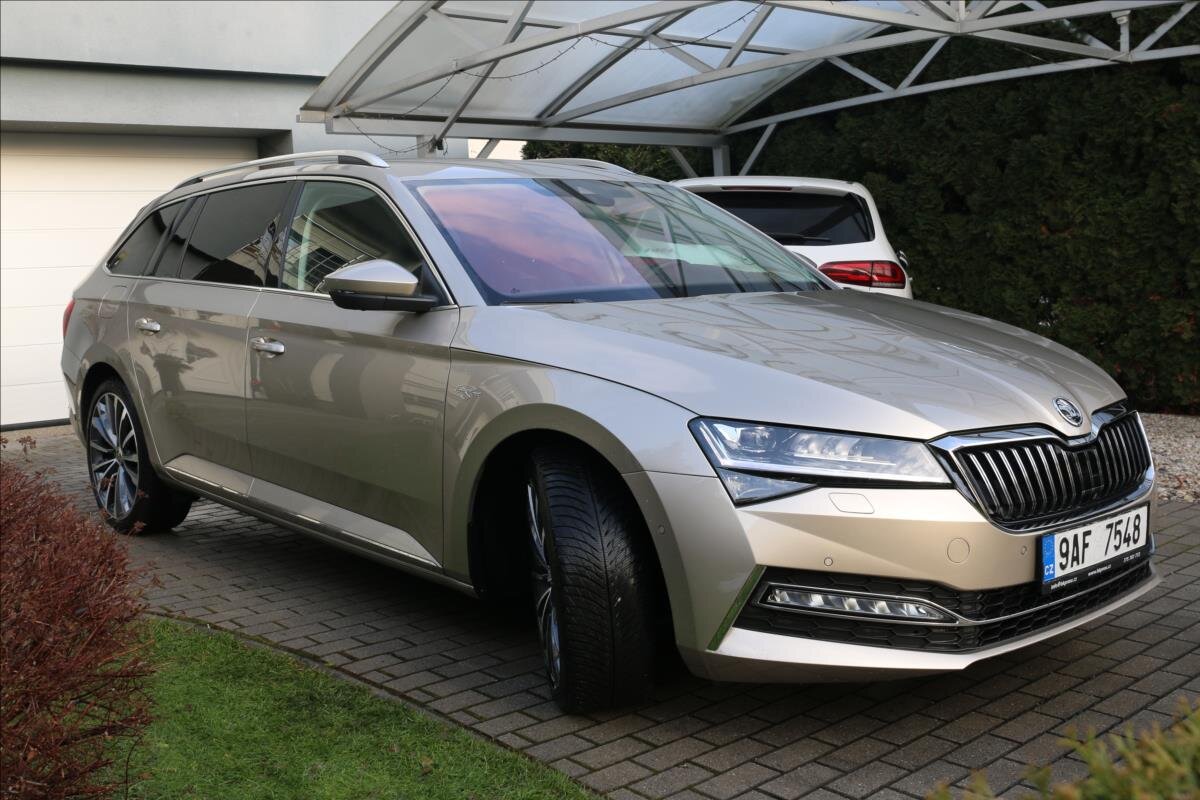 Škoda Superb Kombi 2,0 l 147 kw