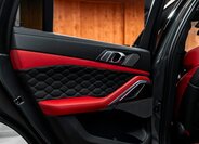 BMW X6 SUV 4,4 l 460 kw