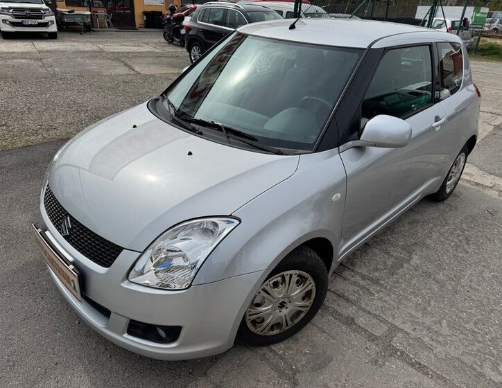 Suzuki Swift Hatchback 1,3 l 67 kw
