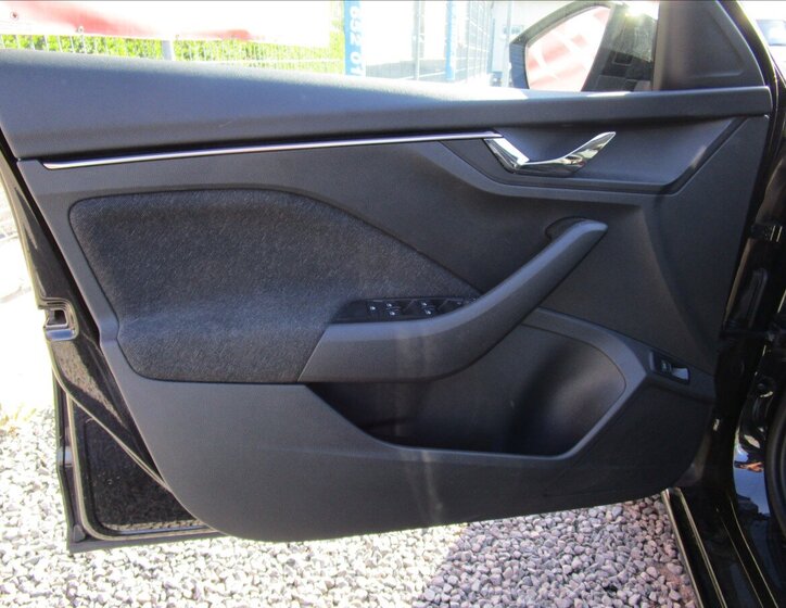 Škoda Scala Hatchback 999,0 85 kw