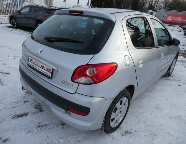 Peugeot 206 9