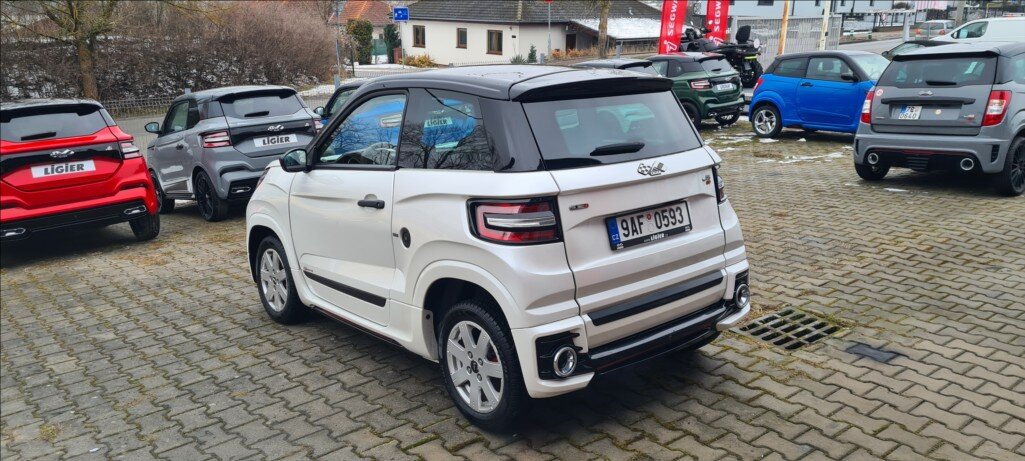 Ligier JS 60 Hatchback 478,0 6 kw