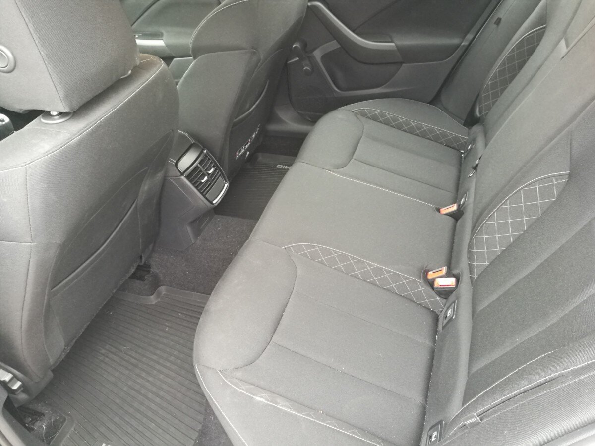 Škoda Kamiq Hatchback 999,0 81 kw