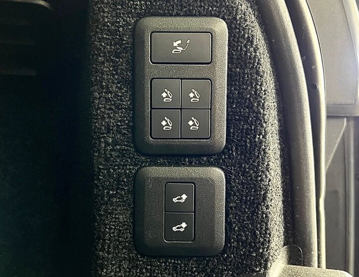 Land Rover Range Rover SUV / Terénní 5,0 l 386 kw