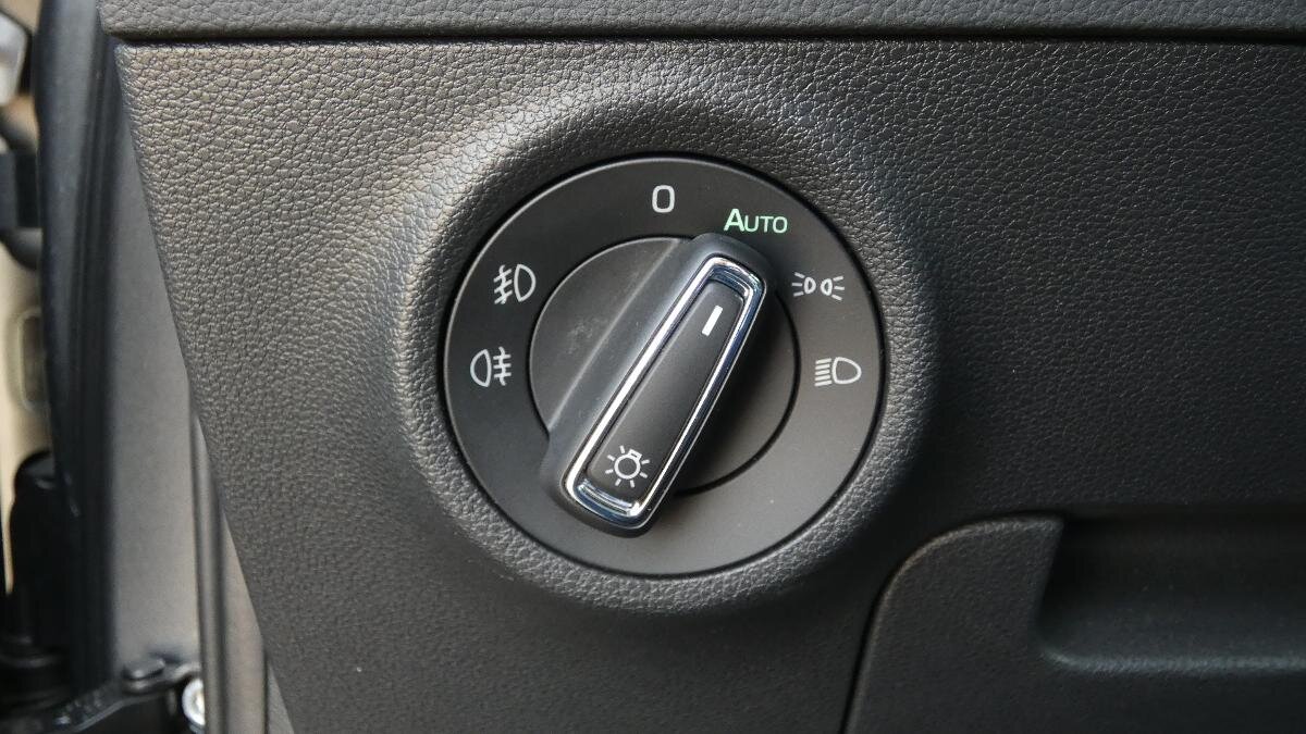 Škoda Karoq SUV / Terénní 1,5 l 110 kw