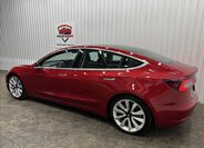 Tesla Model 3 Liftback 0,0 324 kw