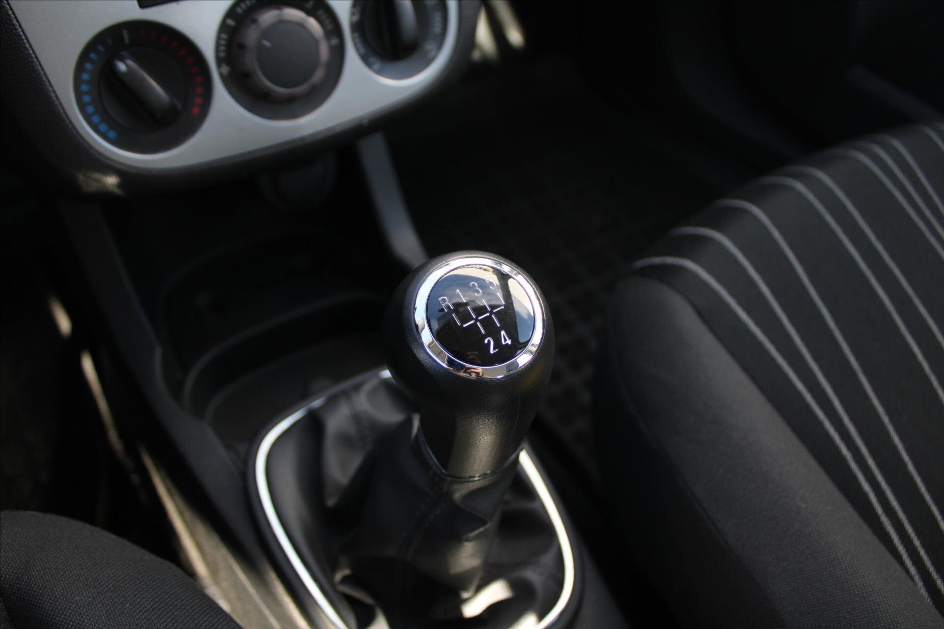 Opel Corsa Hatchback 1,2 l 63 kw