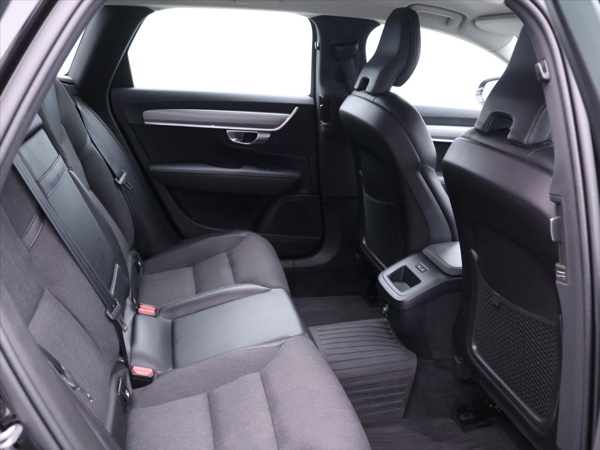 Volvo V90 Kombi 2,0 l 140 kw