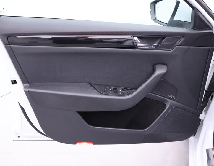 Škoda Superb Kombi 2,0 l 206 kw