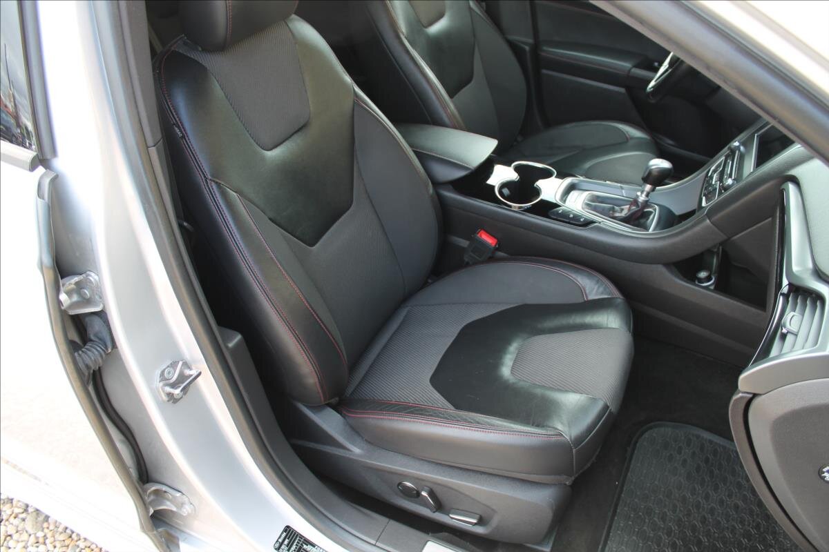 Ford Mondeo Kombi 2,0 l 132 kw