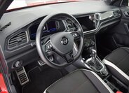 Volkswagen T-Roc 9
