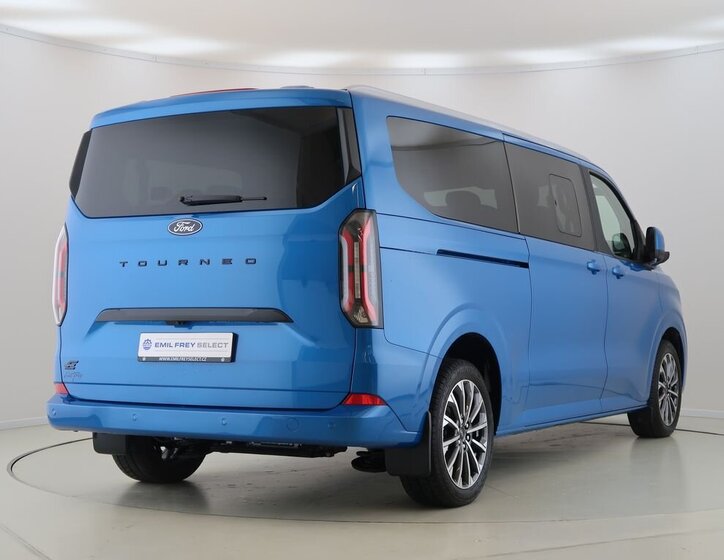 Ford Tourneo Custom VAN / Minibus 0,0 160 kw