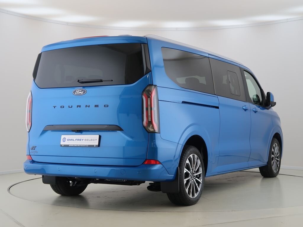 Ford Tourneo Custom VAN / Minibus 0,0 160 kw