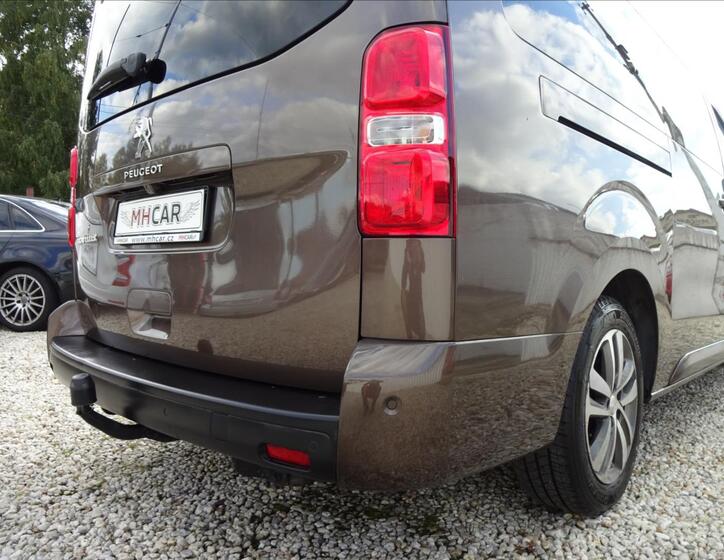 Peugeot Traveller 15