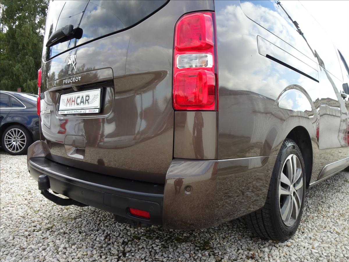 Peugeot Traveller