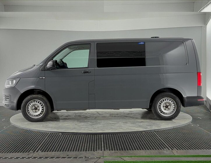 Volkswagen Transporter Kombi 2,0 l 110 kw