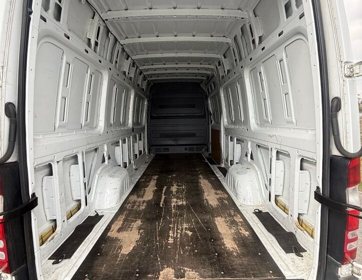Mercedes-Benz Sprinter Skříň 3,0 l 140 kw